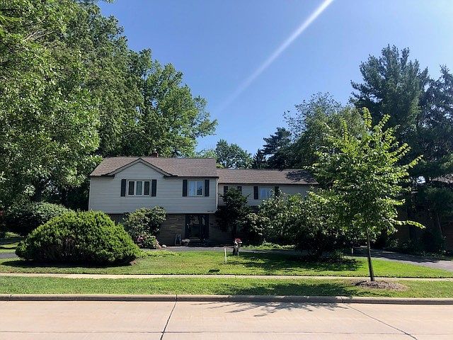 1st image of 24730 Penshurst Dr