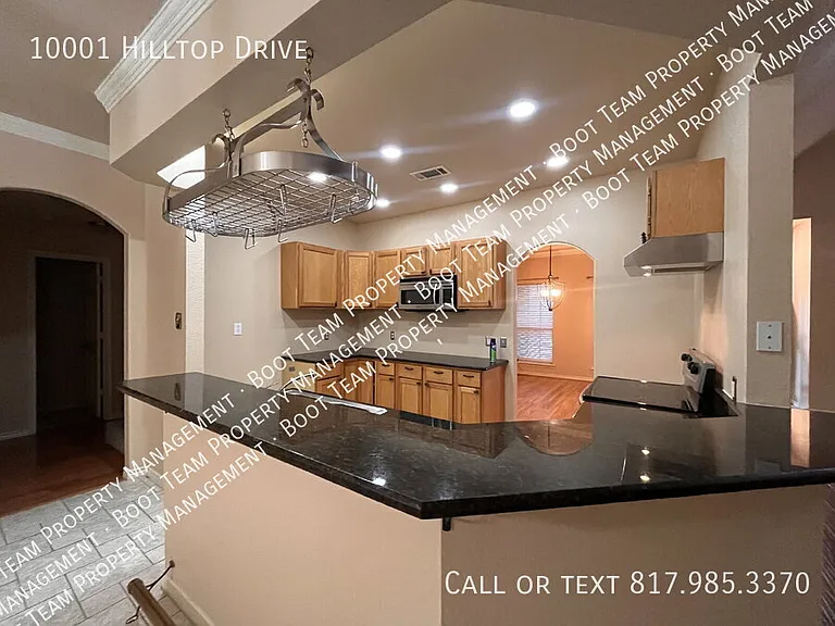 10001 Hilltop Dr — Photo 33