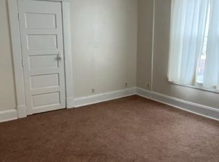 111 Magee Ave APT 2, Jeannette, PA 15644