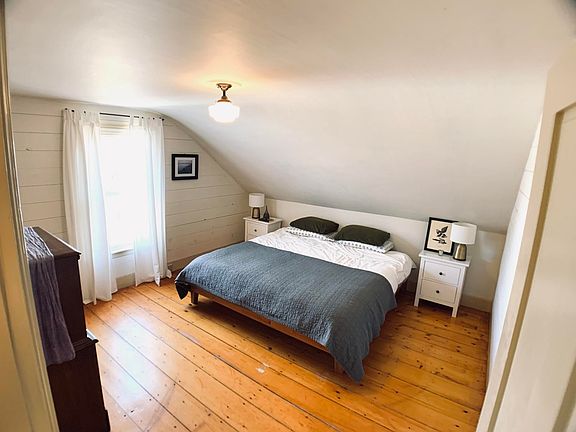 2nd image of 251 Belmont Ave