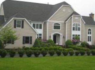 9 Winding Way, Chester, NJ 07930