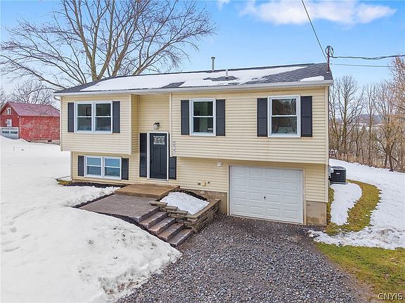 2nd image of 4079 Jordan Rd