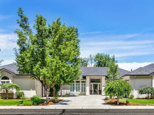 3471 N Plantation River Dr, Garden City, ID 83703
