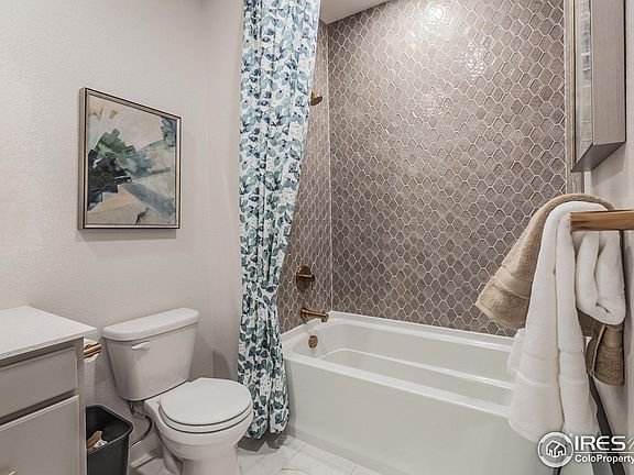 5th image of 3008 Coleman St