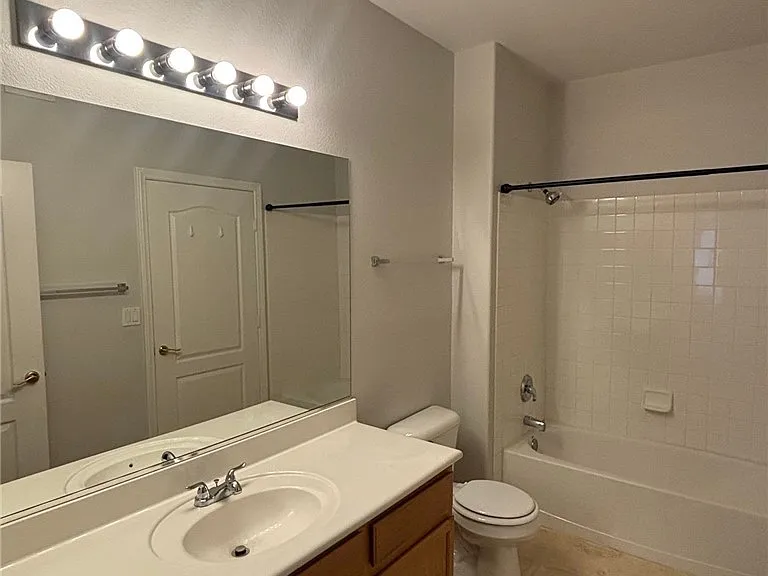 700 Carnegie St #3011 — Photo 9