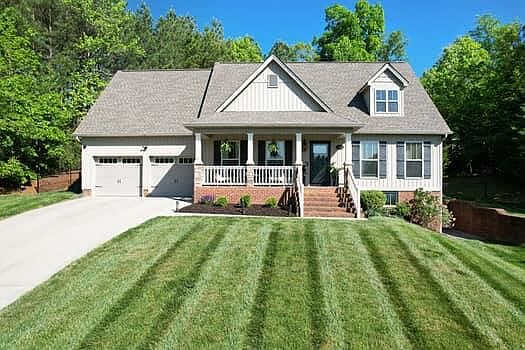 1st image of 310 Silver Springs Trl NW