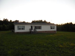 135 Casey Cir, Keeling, VA 24566