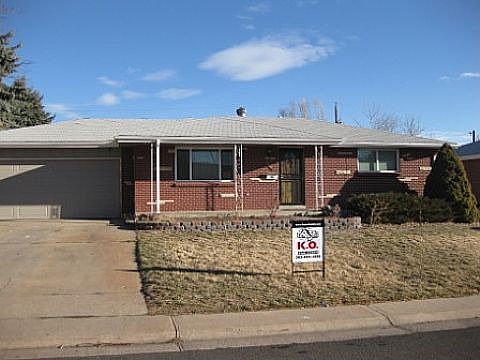 1st image of 3835 W Radcliff Ave