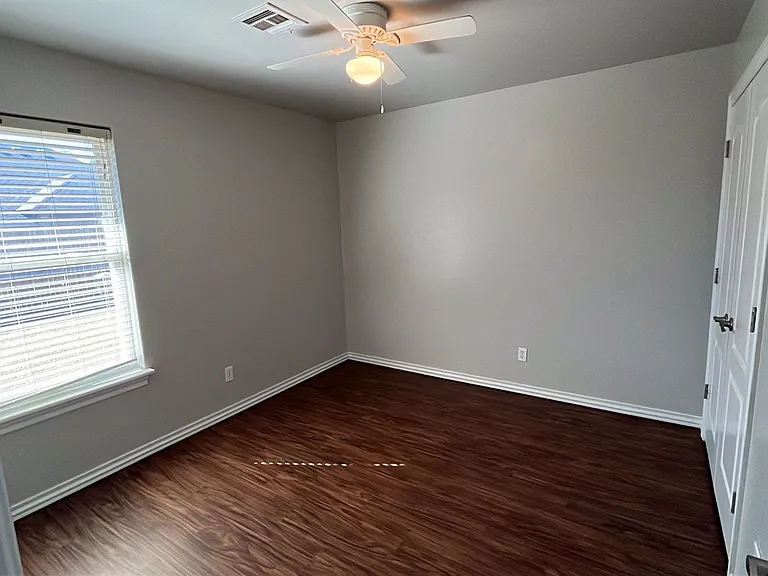 9614 SW 17th St — Photo 18