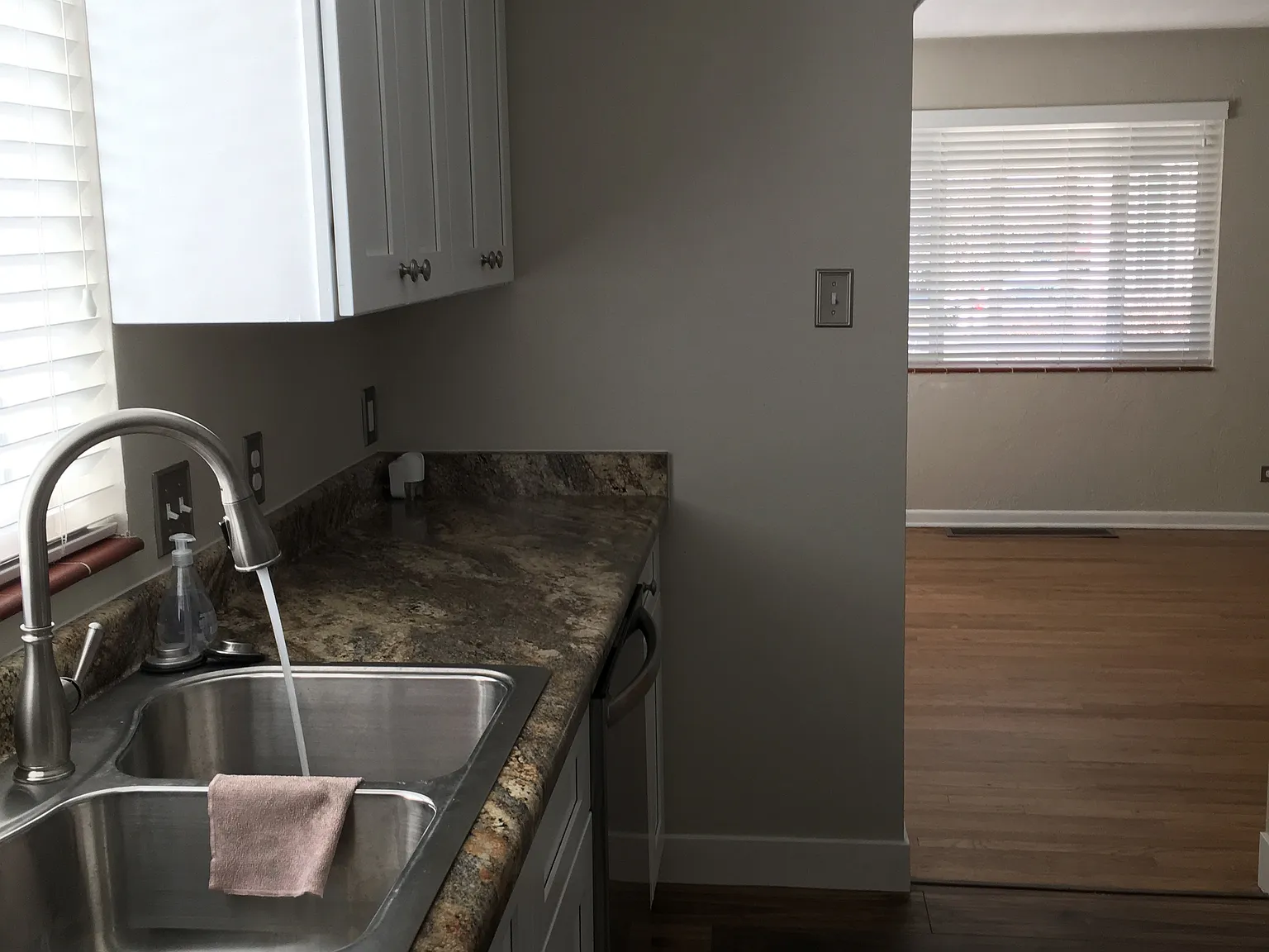 4 bed, 1575 sqft, $3,200 — Photo 3