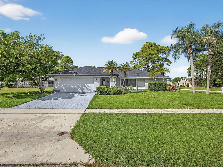 100 Miramar Ave — Photo 2