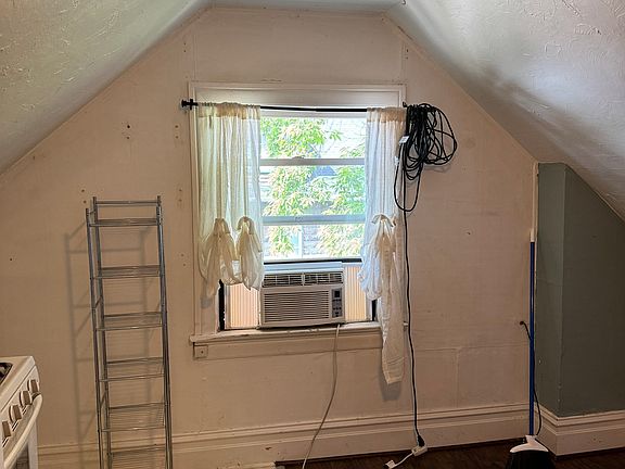 2nd image of 2332 S Windsor St APT 3