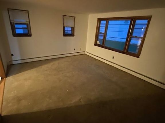 2nd image of 40 John St Floor 2