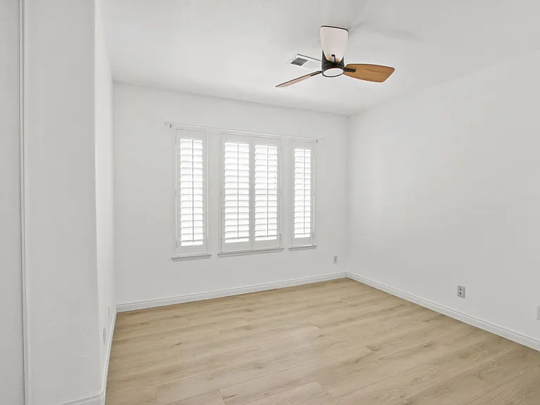 1801 Capetown Cir — Photo 19