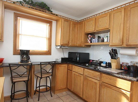 5th image of 4921 N Mulligan Ave