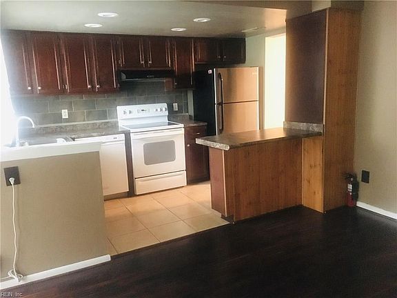 2nd image of 3621 Smokey Chamber Dr