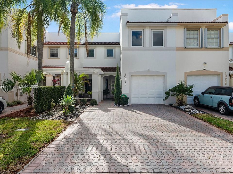 1st image of 10918 NW 62nd Ter