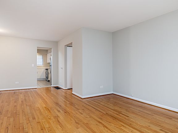 2nd image of 102 Steeple Dr APT B