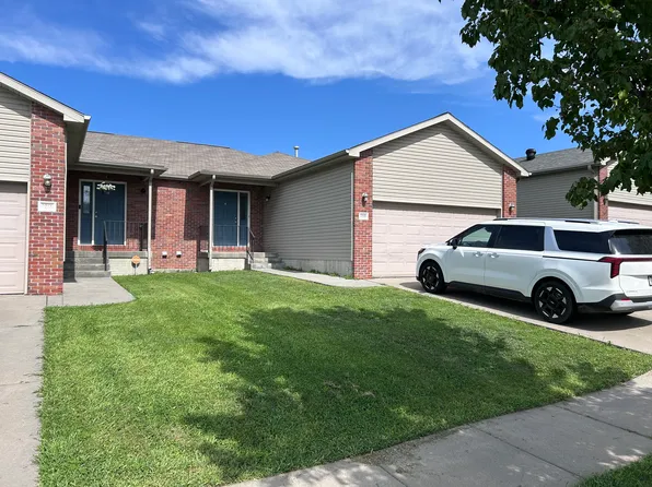 7219 Dorchester Ct, Lincoln, NE 68521