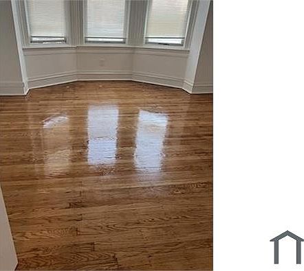 4th image of 5622 Catharine St