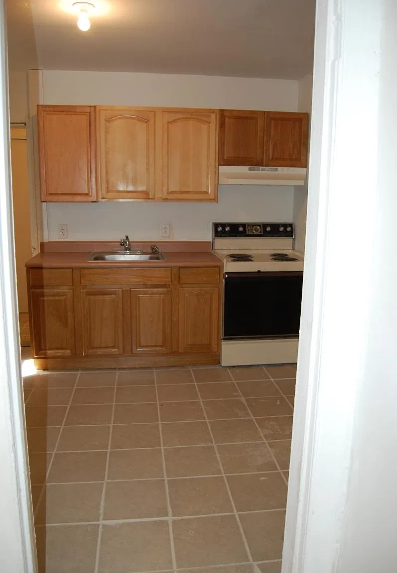 4250 N Hicks Street — Photo 3