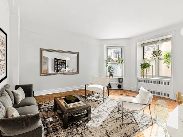 301 W 108th St APT 2B, New York, NY 10025