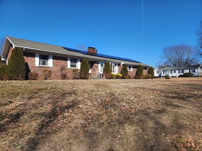 590 Plumtree Rd, Springfield, MA, 01118