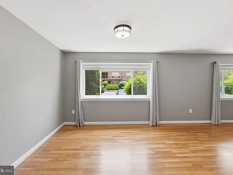 5003 Sentinel Dr #22 — Photo 10