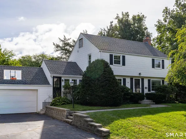110 Richmond Lane, West Hartford, CT 06117