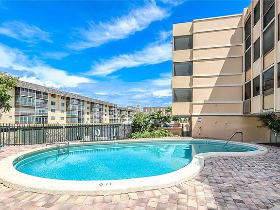 4th image of 3527 NE 168th St #2