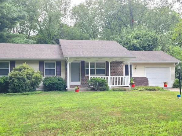 52552 Quincy St, Granger, IN 46530