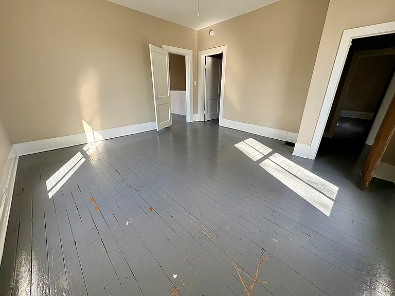 176 Main St — Photo 23