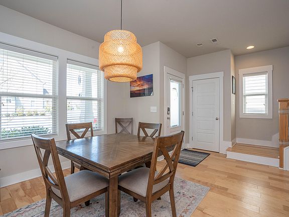 4th image of 457 Daniel Ridge Rd