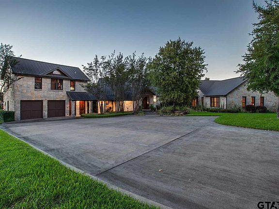 2nd image of 5663 Lakeshore Ct