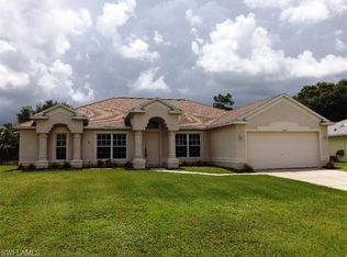 707 SE 11th Ave, Cape Coral, FL 33990