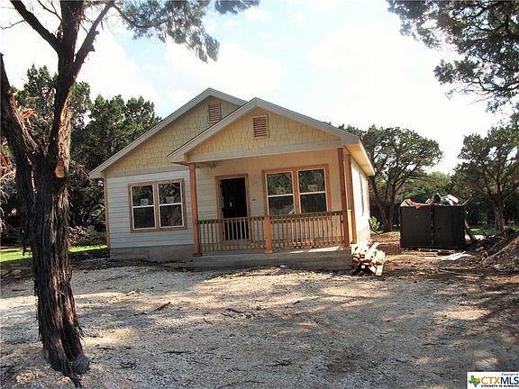 4th image of 373 Oak Springs Dr