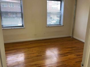 24-60 28th St #1A, Astoria, NY 11102
