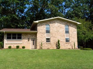 817 Sutton Dr, Hixson, TN 37343