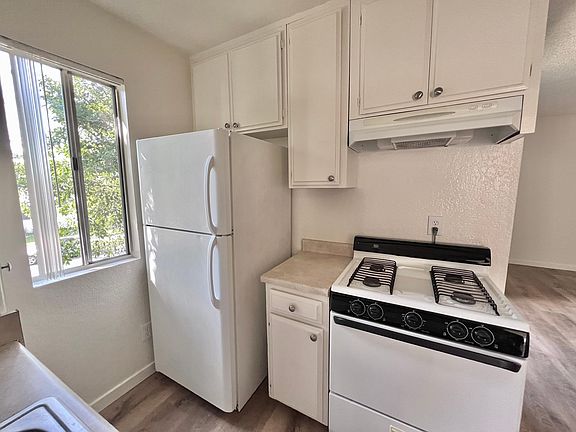 5th image of 8350 Amigo Ave APT 7