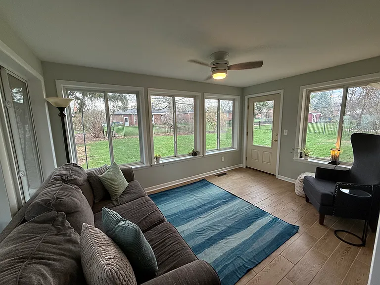 1125 Trentwood Rd — Photo 33