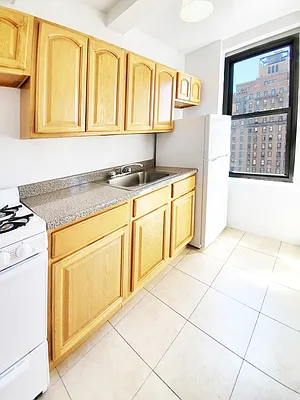 Rented by Corcoran | media 2