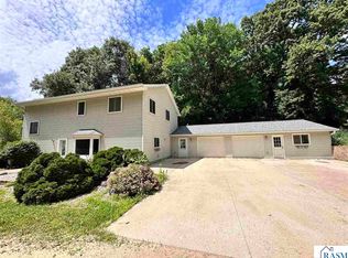 23955 Lime Valley Rd, Mankato, MN 56001