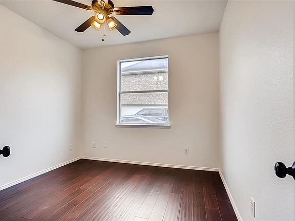4th image of 3310 Enclave Ct