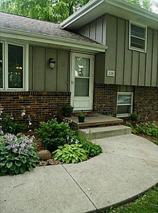 2nd image of 120 Lynwood Dr