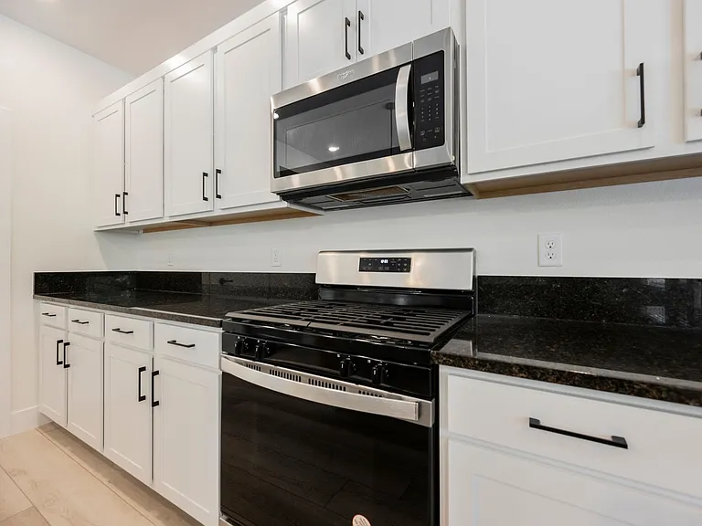 8683 Black Cordon Rd — Photo 2
