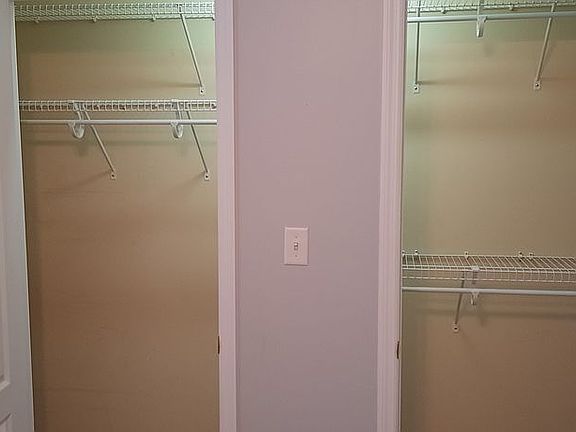 4th image of 8603 Pebblestone Dr