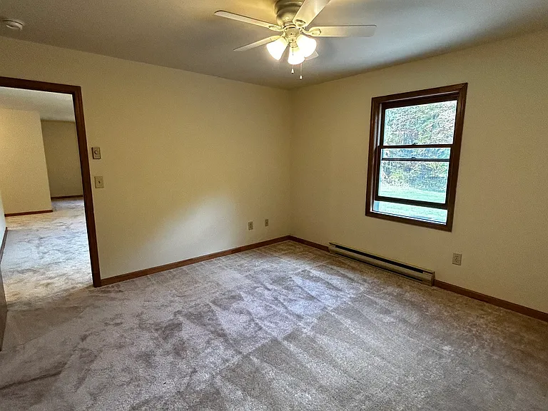 916 Kings Rd #305 — Photo 11