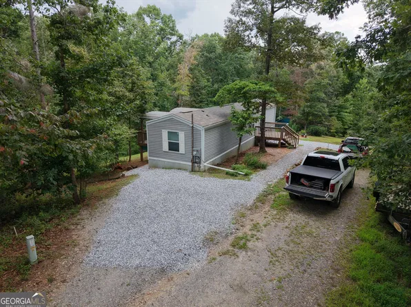 69 Gold Lake Dr, Cleveland, GA 30528
