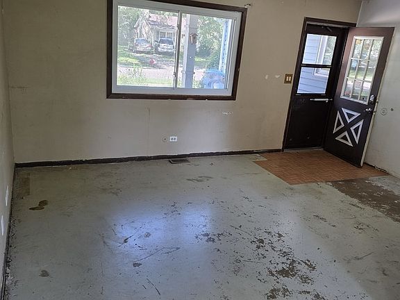 4th image of 3106 Timber Hill Ln
