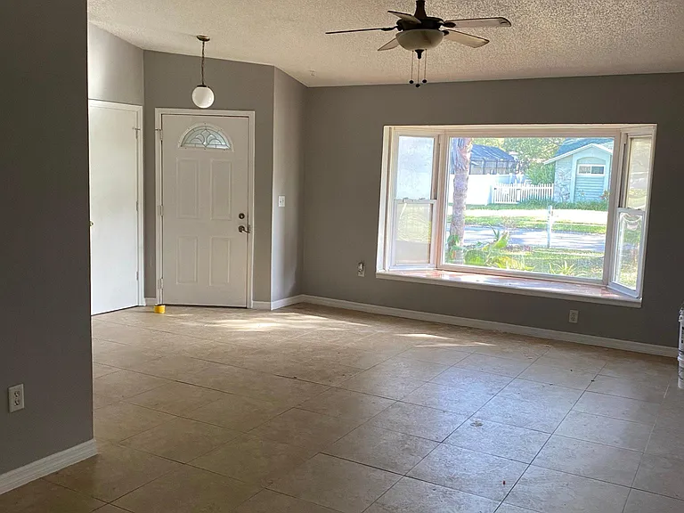 576 Still Meadows Cir W — Photo 8